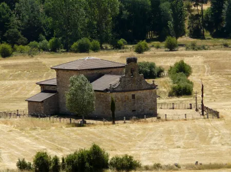 Posada Las Mayas Отели в г. Canicosa de la Sierra