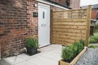 The Hive Apartment Hotel di Marple Bridge