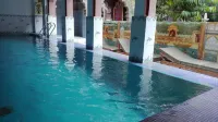 クリシュナ パラカッシュ ヘリテージ ハベル - プール