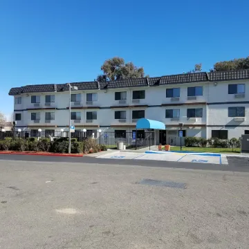 Days Inn by Wyndham Woodland