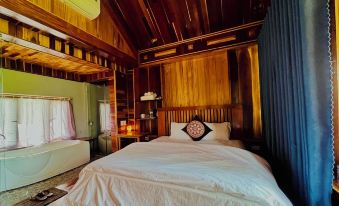 Phong Nha Mountain House