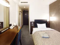 Takaoka Manten Hotel Ekimae Hotel di 