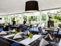 Novotel Maastricht Hotels near Heugum