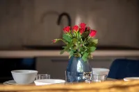 Easy Rent Apartments - Kosmos, 24h Check-IN