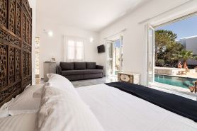 Villa Pela