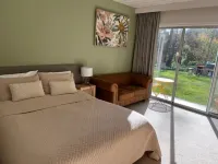 Riverbank Park Motel - Parvekkeita