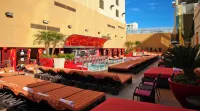 Golden Nugget Las Vegas - Rooftop Pools