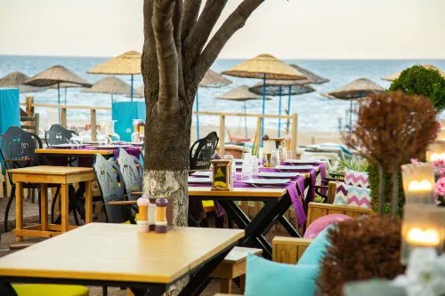 Kara Kedi Beach Bungalow - Bed and Breakfasts