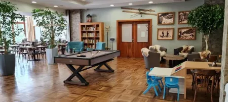 Crocus Apartments 310, 507