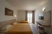 Dar Khayam Hôtels à : Nabeul‎