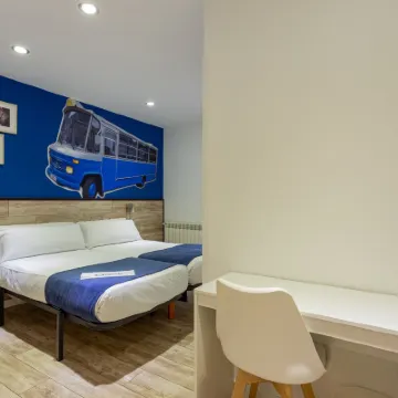 Casual Blue Hotels near Bilboko Donejakue Katedrala