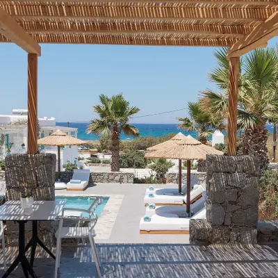 洞穴套房酒店 鄰近聖喬治海灘（Agios Georgios Beach）的酒店
