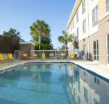 Fairfield Inn & Suites Tifton - Family
