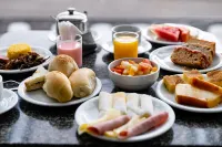 Yak Beach Hotel Ponta Negra