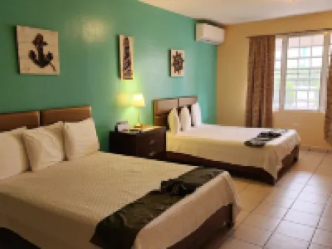 Combate Beach Resort Hoteles en Boquerón