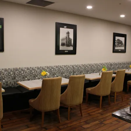 The Royal Anne Hotel