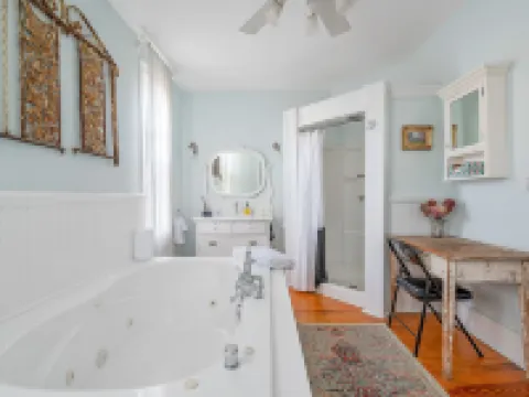 The Gables of Rhinebeck Hotels in Rhinebeck