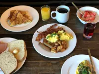Manor Vail Lodge - breakfast