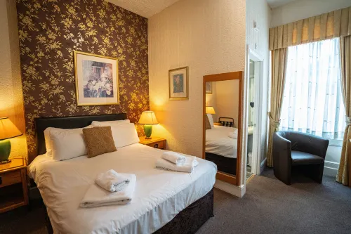 Can-Y-Bae Hotel