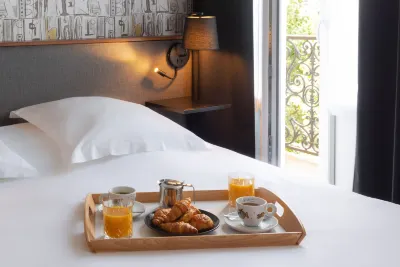 Hôtel Bristol Reims Hotels near كاتدرائية ريمس
