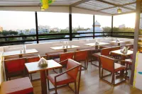 Lime Tree Hotel Hotels in Джамнагар