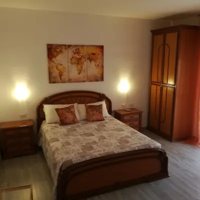 Leolù Guesthouse Alghero Отели рядом с достопримечательностью «Железнодорожная станция Альгеро»