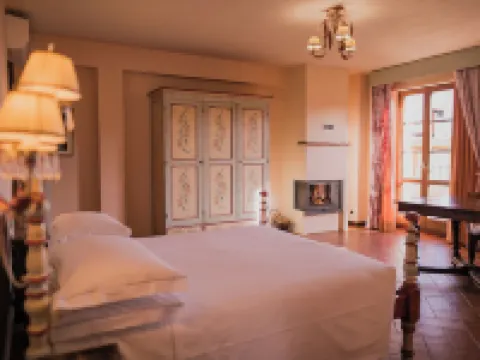 ボルゴ I トレ バローニ ポッピのホテル