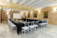 Ad Hoc Parque فنادق في Betera