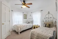 BellaVida B&B and Retreat Hotels in Wimberley