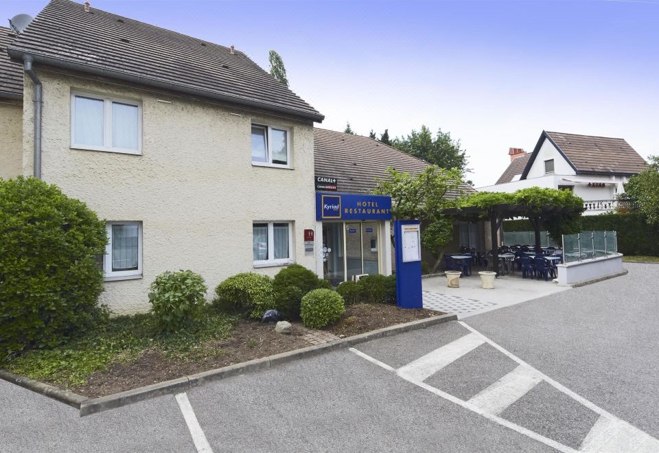 Kyriad Mulhouse Centre Over view