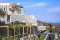 Santorini Villas Hotels in Vourvoulos