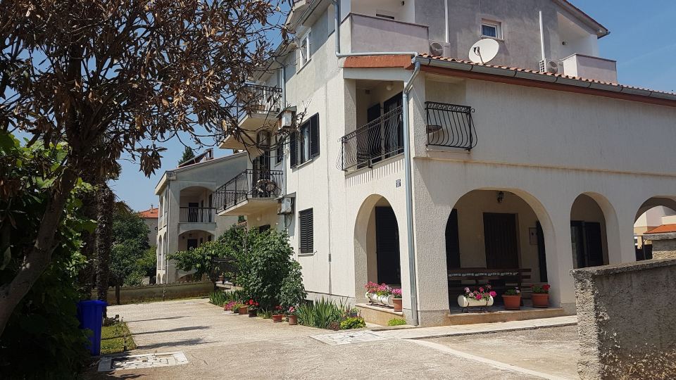 Apartments Zova