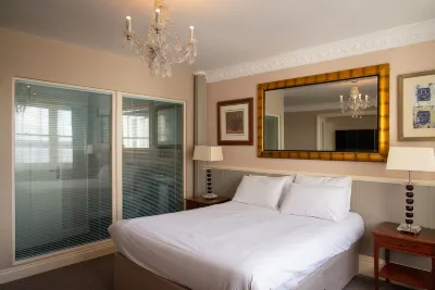 Royal Hotel, Bar & Grill Hotels in Rainham