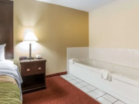Quality Inn & Suites Hotels in Scioto County