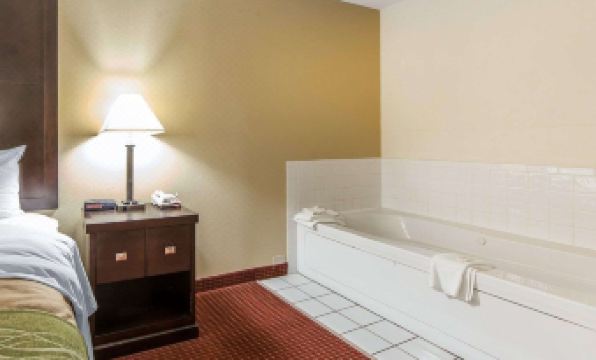 Quality Inn & Suites