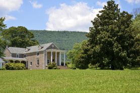 Mountain Cove Farms Resort