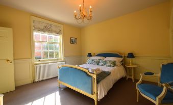 14 St Saviours Place, York