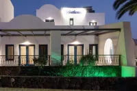 Tristhenia Hotels in der Nähe von Strand Perissa