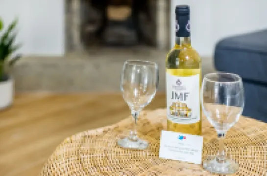 エスピーニョ ビーチ 4 ステイズ アパートメンツ