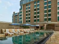 The Highland Dallas, Curio Collection by Hilton Отели рядом с достопримечательностью «Вокзал Мокингбёрд»