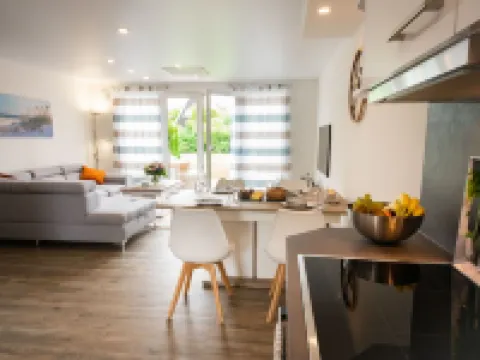 帶桑拿和按摩浴缸的度假屋 達普酒店