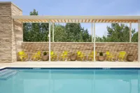 Home2 Suites by Hilton Jackson - Kolam Renang