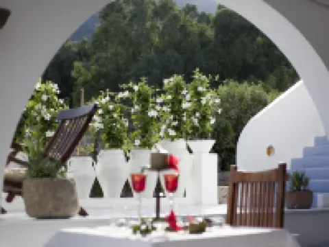 Quartara Boutique Hotel Hotéis em Panarea