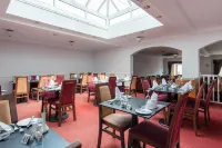 The Queens Hotel - breakfast