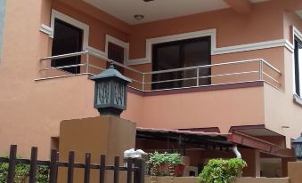 Nepal Inn Bed & Breakfast