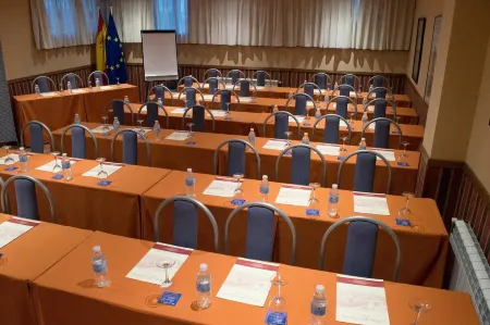 Hospedium Hotel Retiro del Maestre Отели в г. Кампо де Калатрава