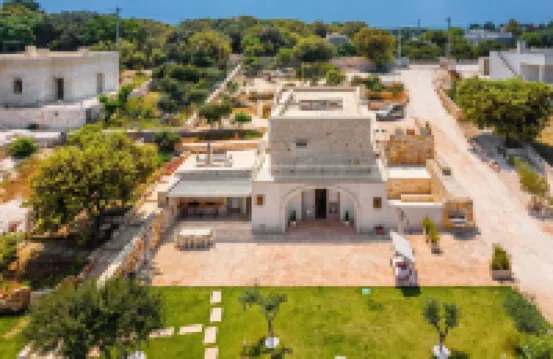 2943 Casa Marangi by Barbarhouse