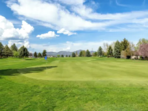 ザ スイーツ アット プレイリーフォールズ & イベントセンター ポスト・フォールズのホテル