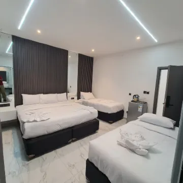 White Garden Hotel Hotels near Malhangalene B