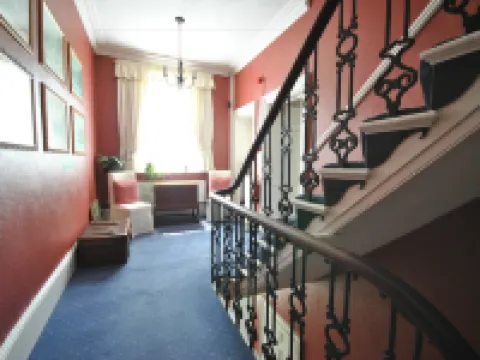 Churchill Guest House Hotels in Dover